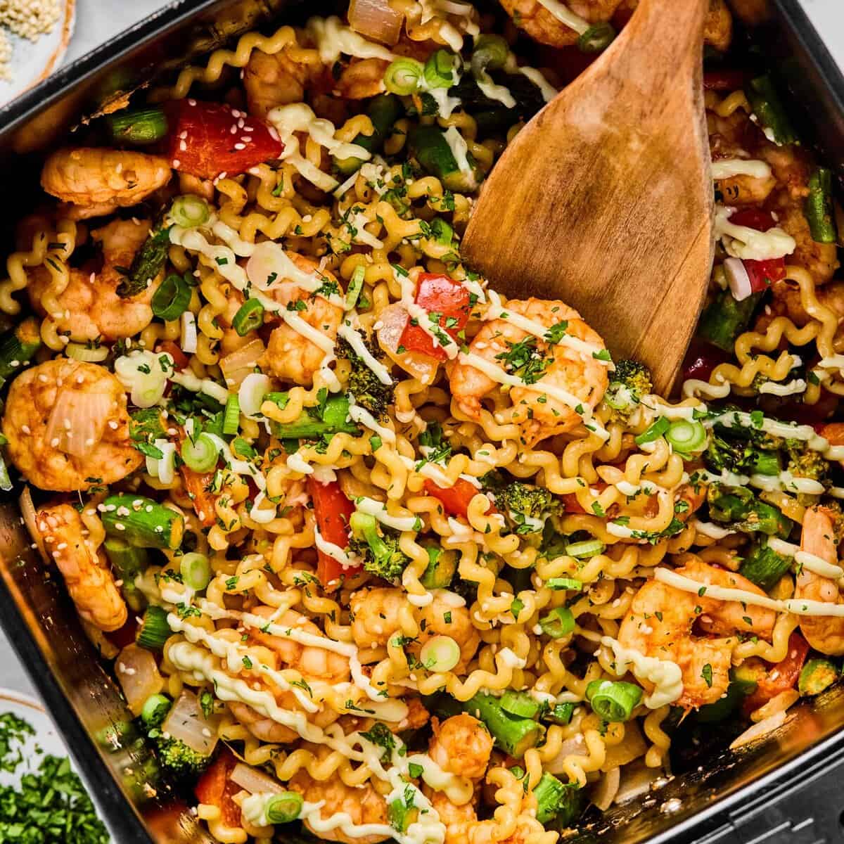 Air Fryer Shrimp & Veggies: Quick 20-Min Weeknight Dinner